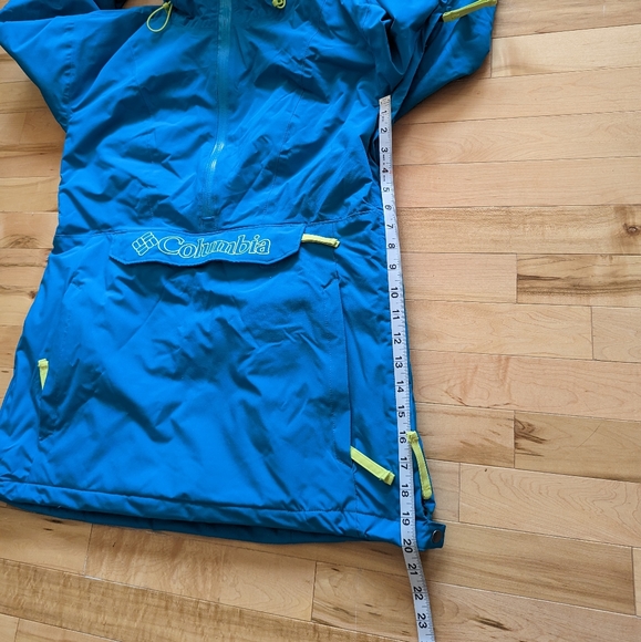 Columbia Coat. Size M. EUC. - Picture 9 of 15